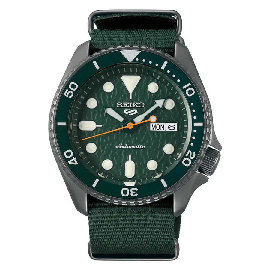 Seiko 5 Sports SRPD77K1